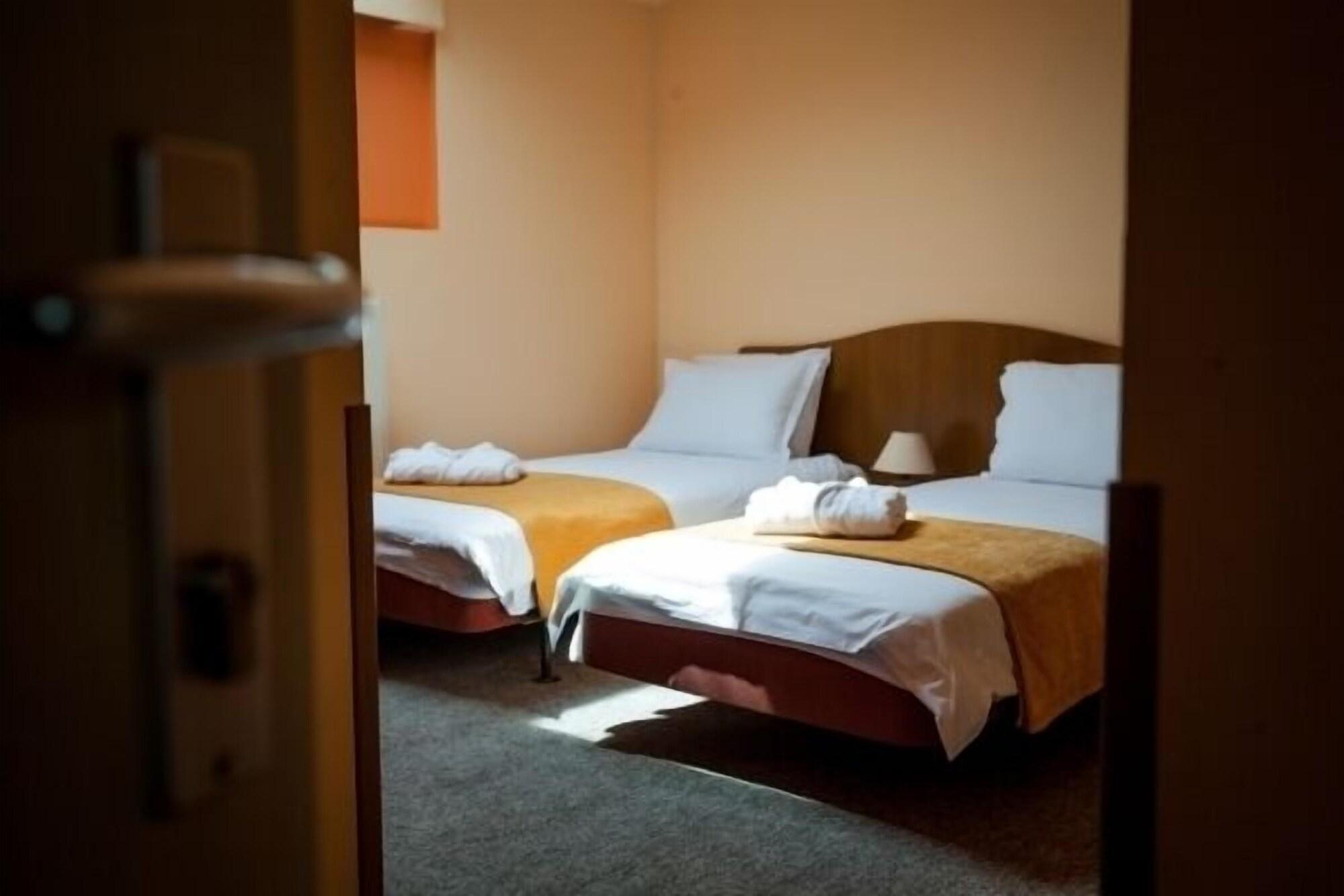 Deja Vu Guesthouse Клуж-Напока Екстер'єр фото