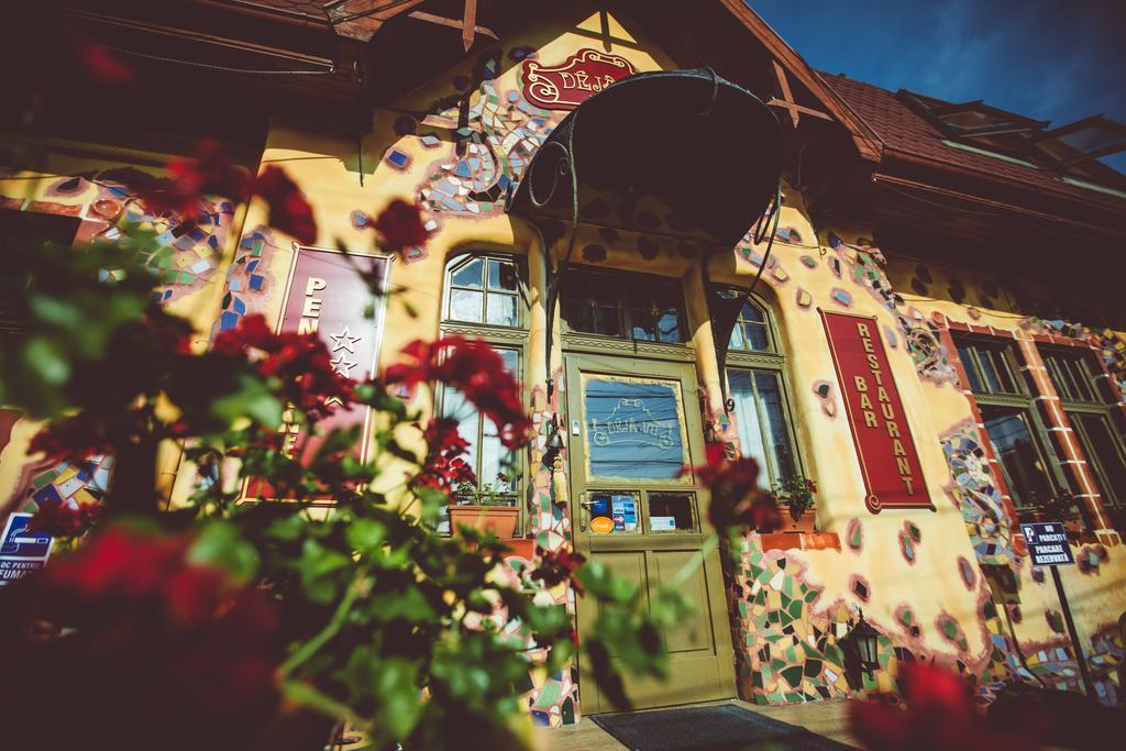 Deja Vu Guesthouse Клуж-Напока Екстер'єр фото