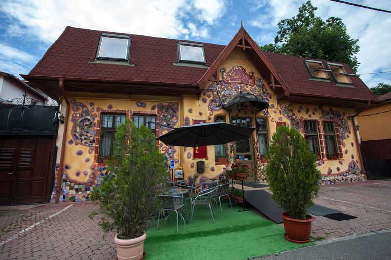 Deja Vu Guesthouse Клуж-Напока Екстер'єр фото