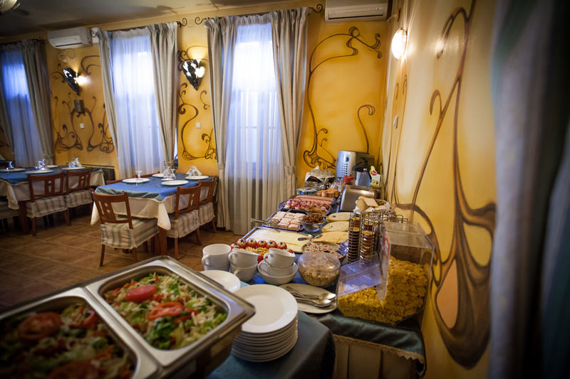 Deja Vu Guesthouse Клуж-Напока Екстер'єр фото